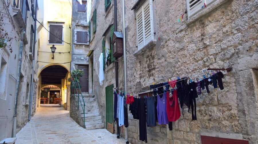 Rovinj: Guided Walking Tour - Valdibora Square and Bridge Square: the geography lesson you can’t get from a guidebook