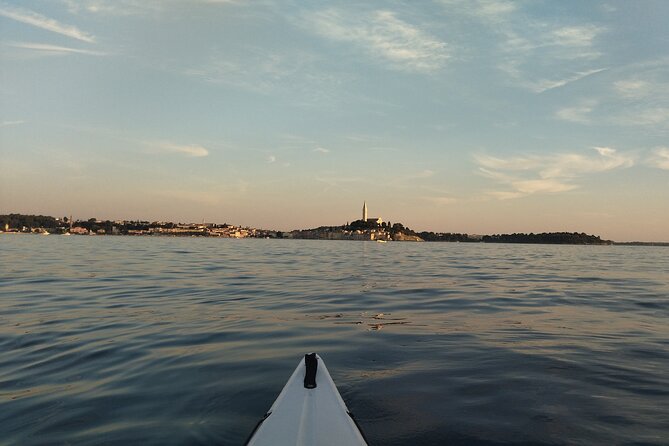 Rovinj Sunset kayaking tour - The Rovinj paddle: colorful facades and a moving vantage point