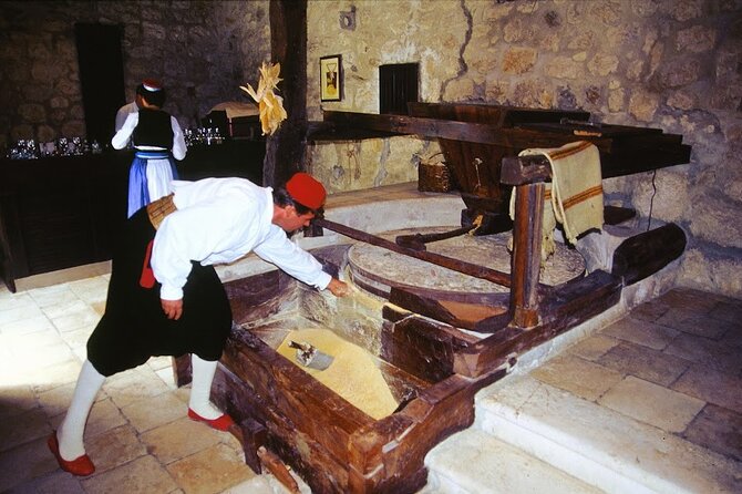 Rural Biking & Wine Tasting Tour in Dubrovnik - Crkva sv. Barbare UNESCO stop: 104 stećci stones to see close up