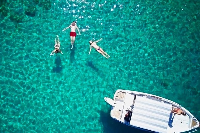 Sail, see, stop, photograph (4 hours) - Price and Value Check for Up to Four People