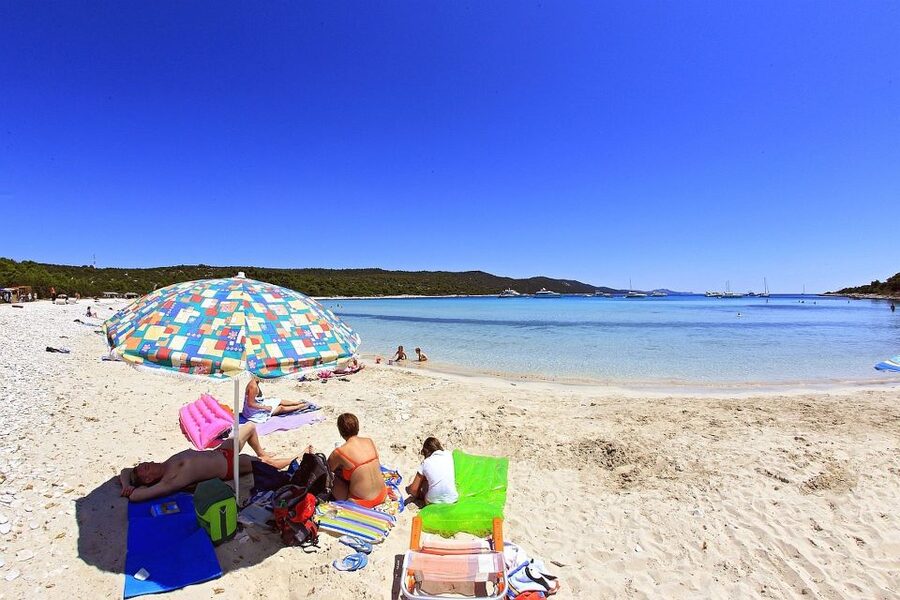 Sakarun Beach Full-Day Guided Tour from Zadar - Onboard Energy and the Group-Trip Reality