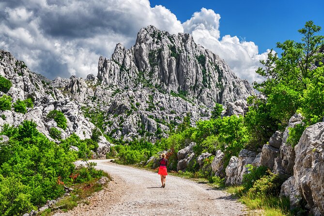 Scenic trip to mountains, caves and rivers in Zadar area - Key highlights you should care about