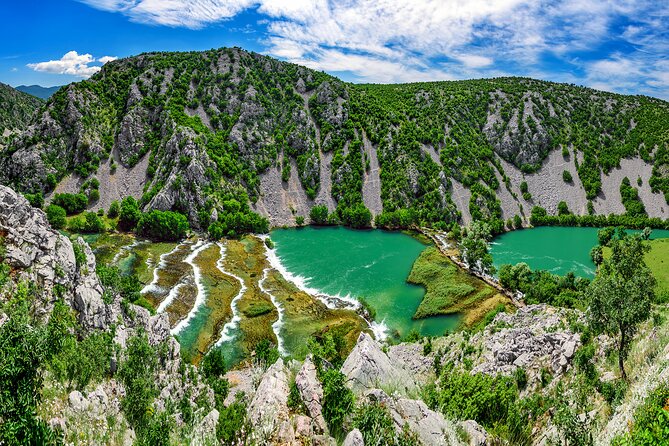 Scenic trip to mountains, caves and rivers in Zadar area - Tulove Grede cliffs and a gentle 1.30-hour hike with big views