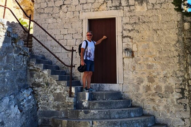 Secret Marjan Park Hiking Tour in Split - Marjan Park trails and medieval sights above Split
