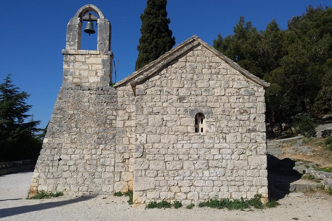 Secret Marjan Park Hiking Tour in Split - What to wear and bring, so your hike stays easy