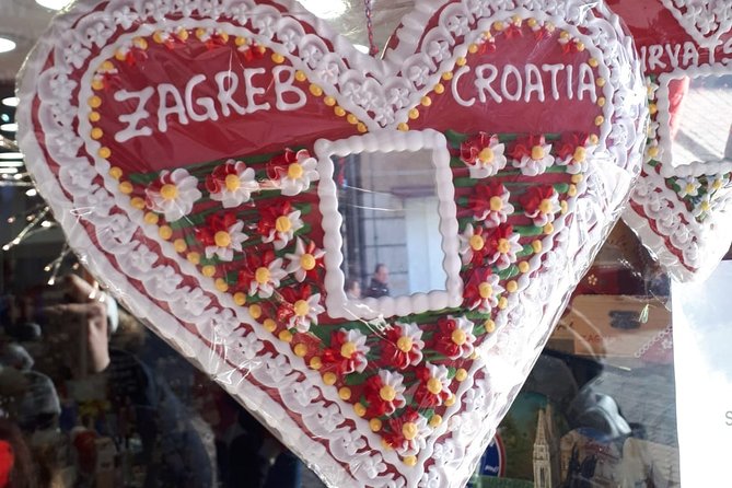 Sites & Bites Private Food and History Tour of Zagreb - Funicular Railway to Upper Town: the fast, scenic shortcut that matters