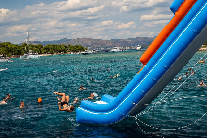 Slatine - Island Hopping Excursion (Trogir/Blue Lagoon/Shipwreck) - Food, drinks, and onboard comfort that keep the day easy