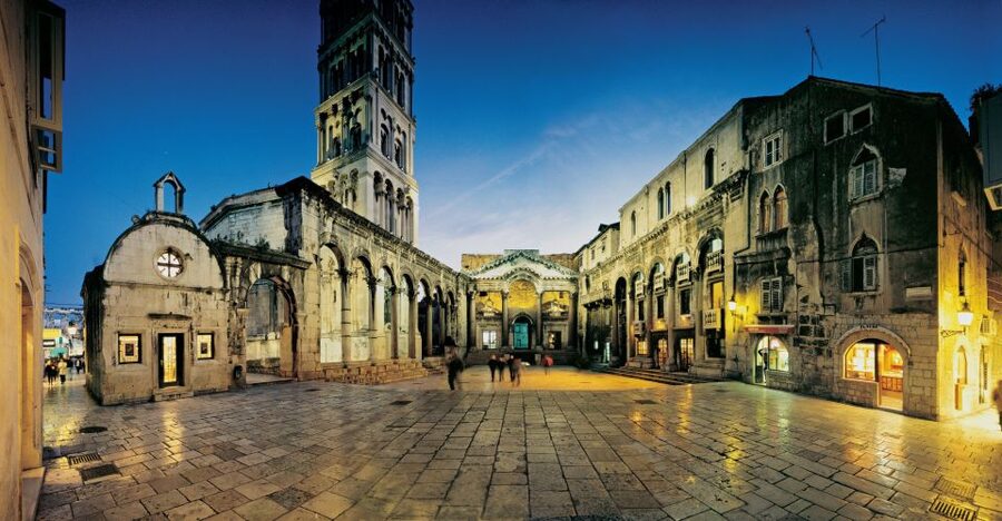 Split: 1.5-Hour Walking Tour and Diocletian's Palace - St. Domnius Cathedral: A Mausoleum Turned Into a Living Church