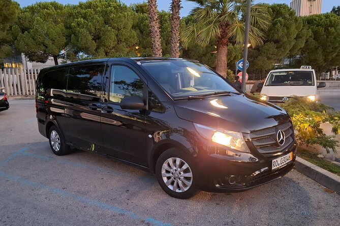 Split airport to Split Private transfer to 8 pax (Door to Door any location) - Vehicle size: up to eight passengers, better for small groups