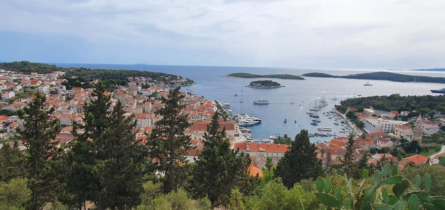 Split: Blue Cave & 5 Island Tour - Your day on the water: Split to five island stops in about 10 hours
