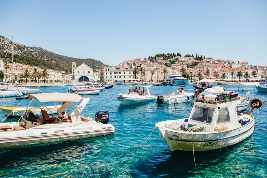 Split: Blue Cave, Vis & Hvar Full-Day Trip by Speedboat - Meeting point and how to start the day without stress