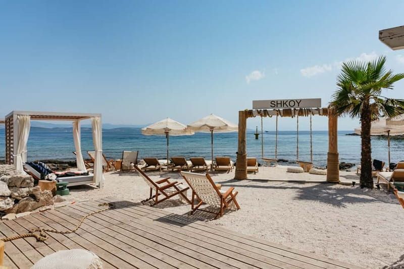 Split: Blue Lagoon & 3 Islands Speedboat Tour - Trogir UNESCO time: what to do in your hour on shore