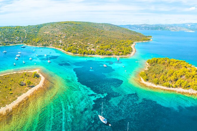 Split: Blue Lagoon & 3 Islands Speedboat Tour - Small group - The Blue Lagoon stop on Drvenik Veli: snorkeling time with clear-water appeal