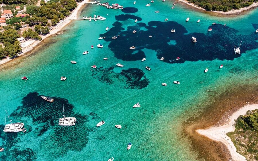 Split: Blue Lagoon and 3 Island Cruise with Food and Drinks - Čiovo and the Borko Beach Bar Cove