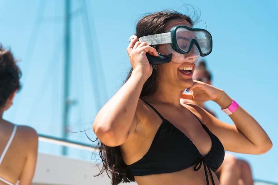 Split: Blue Lagoon and 3 Islands Speedboat Tour - On-Board Vibe, Music, and the Guide-Skipper Duo