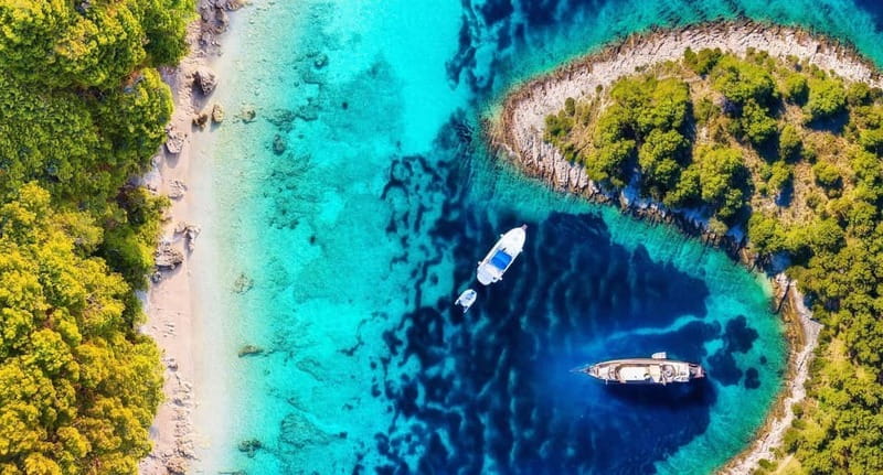 Split: Blue Lagoon and 3 Islands Tour - From the convent meeting point to fast start in Dalmatia