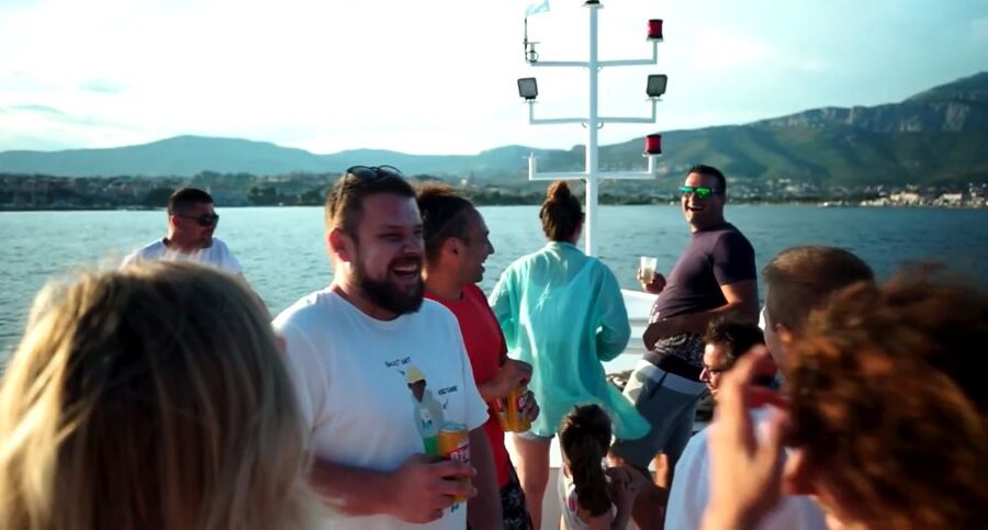 Split: Blue Lagoon and Šolta Boat Tour with Lunch and Drinks - Should You Book This Blue Lagoon and Šolta Tour?