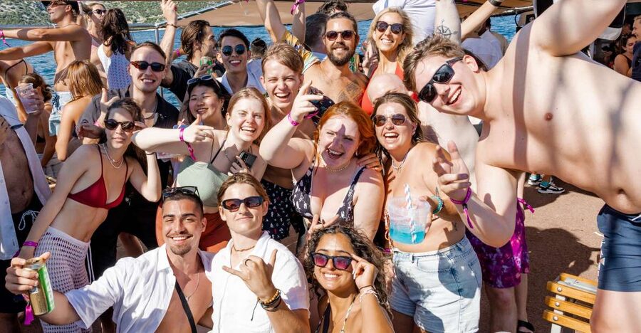 Split: Blue Lagoon Boat Party with DJs, Shots & After Party - Who should book this, and who should skip