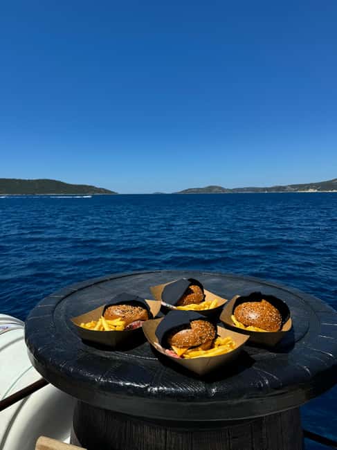 Split: Blue Lagoon Underwater Museum Tour w/Lunch & Drinks - Lunch While Sailing: Included Food, Drinks, and Onboard Vibes