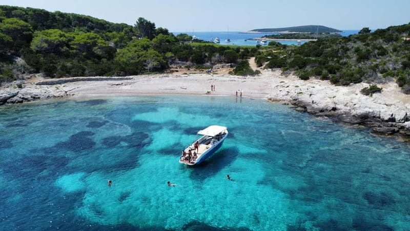 Split: Boat Tour to Blue Cave, Vis, Blue Lagoon, Hvar, Brač - A Full Day by Speedboat: Split, Vis, Hvar, and Brač in One Loop
