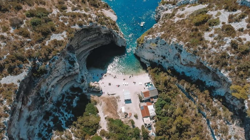 Split: Boat Tour to Blue Cave, Vis, Blue Lagoon, Hvar, Brač - Stiniva Bay on Vis: A Photo Stop That Pays Off