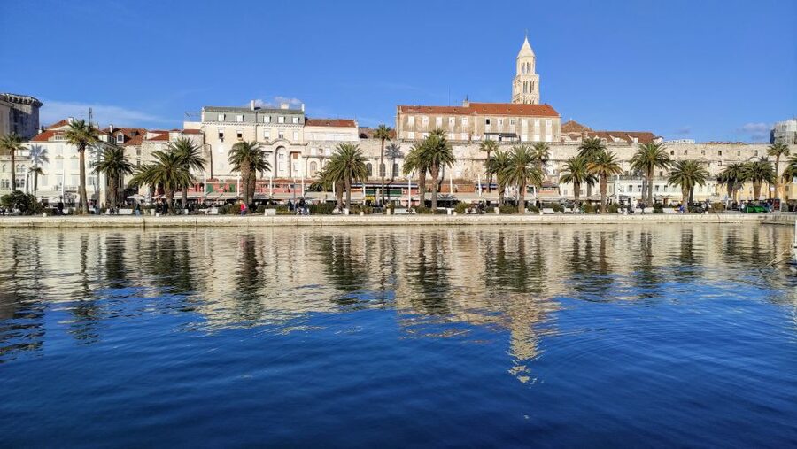 Split: city center private walking tour 2 h - St. Duje Cathedral and the mausoleum clue