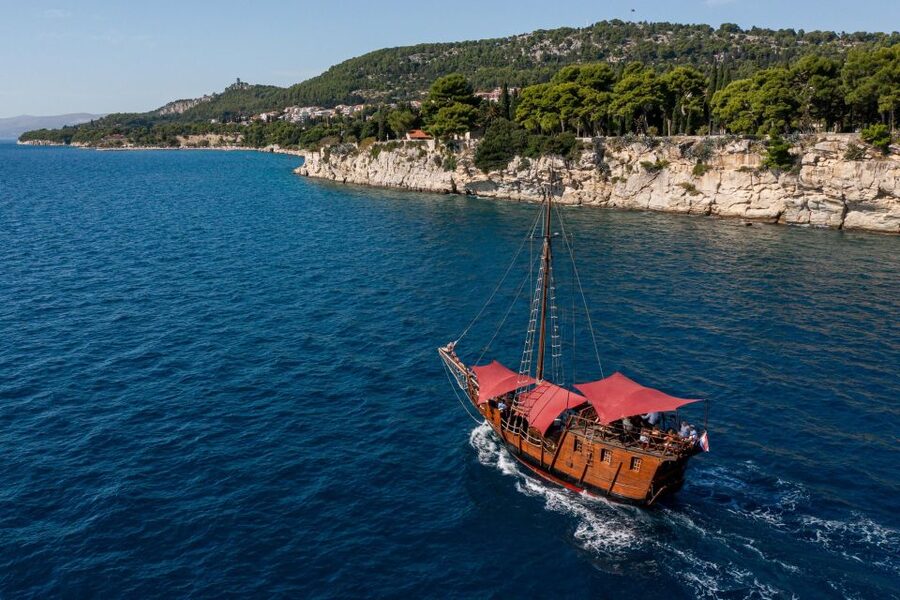 Split: Cruise on Columbo's Pirate Ship "Santa Maria" - How the captain’s style shapes the whole trip