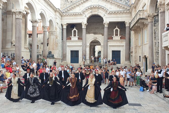 Split & Diocletian Palace Historical Walking Tour - Vestibulum and Triklinij: Diocletian’s personal space, explained in plain terms