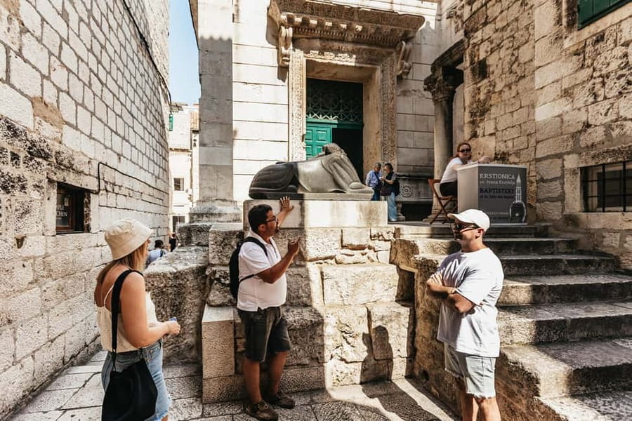 Split: Diocletian Palace & Old Town Guided Walking Tour - Peristyle Courtyard Access and the Feel of an Imperial Complex