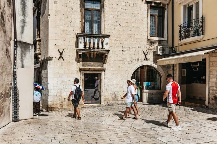 Split: Diocletian Palace & Old Town Guided Walking Tour - The Palace Cellars, Private Observatory, and How Lived Space Works
