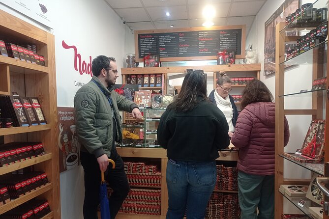 Split: Food Tasting Small Group Tour - Food Included - Split Fish Market: learn the Adriatic quick-check before you taste