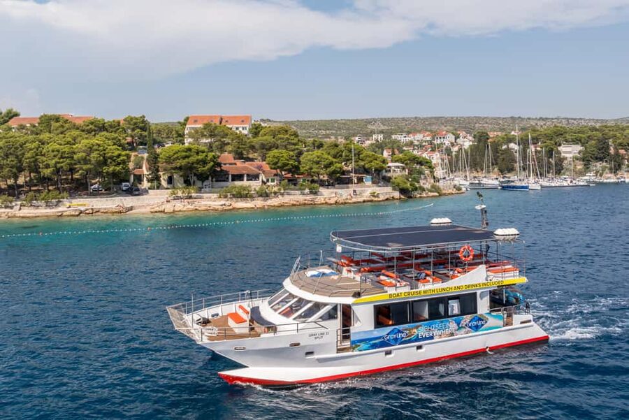 Split: Hvar, Brač, and Pakleni Cruise with Lunch and Drinks - Weather and route changes: build flexibility into your plan