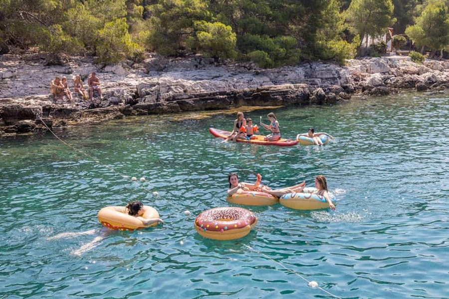 Split: Hvar, Brač, and Pakleni Cruise with Lunch and Drinks - Who this cruise suits best
