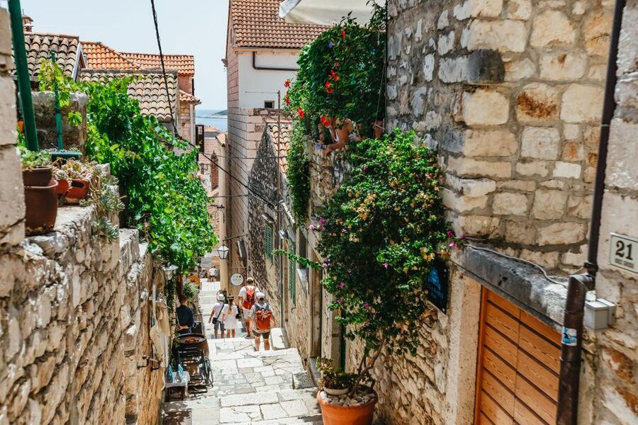 Split: Hvar, Pakleni, Brač & Šolta All-inclusive Tour - Food and Drinks: What You Actually Get for $116