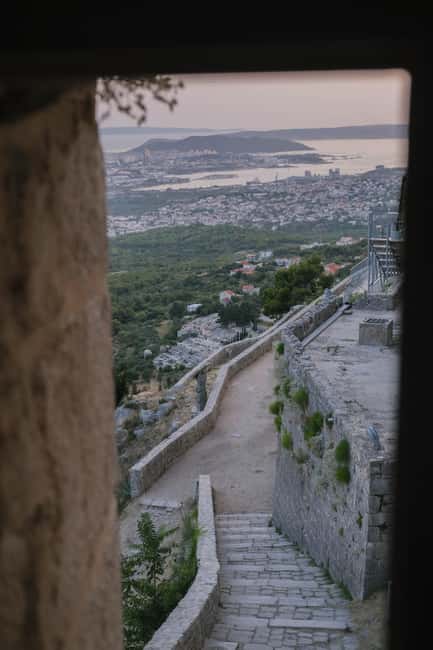 Split: Klis Sunset Sightseeing Bus Tour - Price and value: what $28 covers in real terms