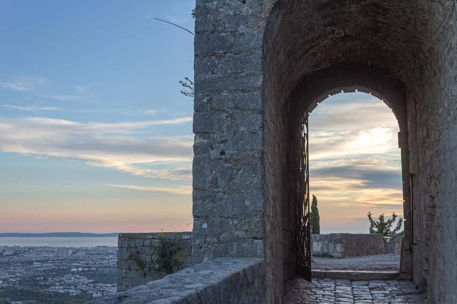 Split: Klis Sunset Sightseeing Bus Tour - Should you book the Split Klis Sunset Sightseeing Bus Tour?