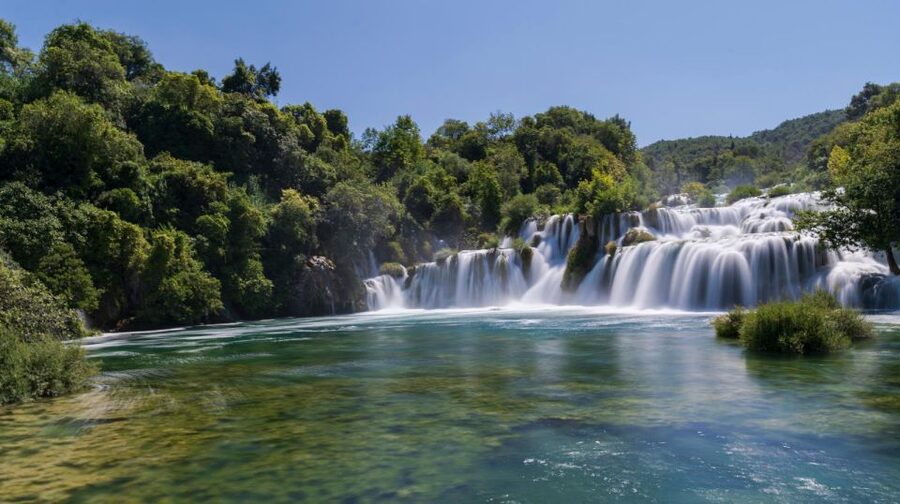 Split: Krka Waterfalls With Boat Cruise, Wine and Olive Oil - The beach break in Skradin: where your schedule relaxes