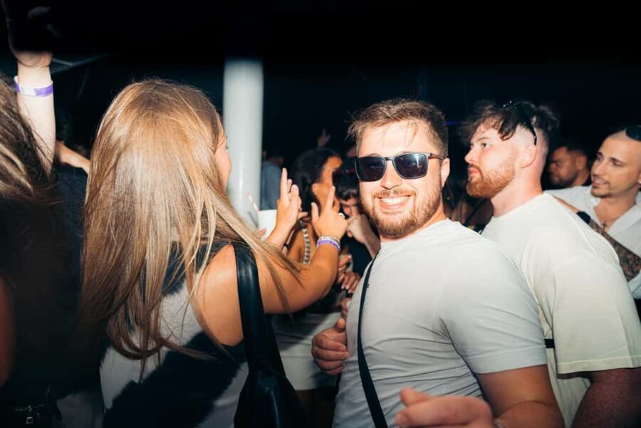 Split: Night Boat Party with Free Shots, Dj and After Party - On the Boat: DJ, Light Show, and Split Views That Change by the Minute
