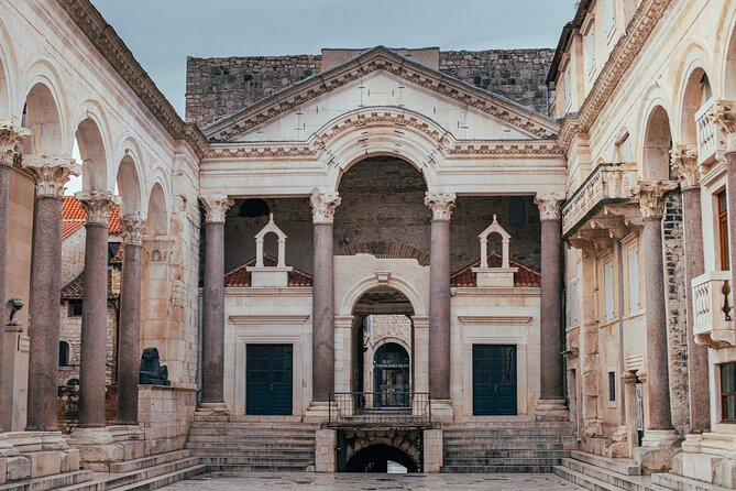 Split Palace & Old Town -Private walking tour- Entrance included - Key highlights you will actually feel on the walk