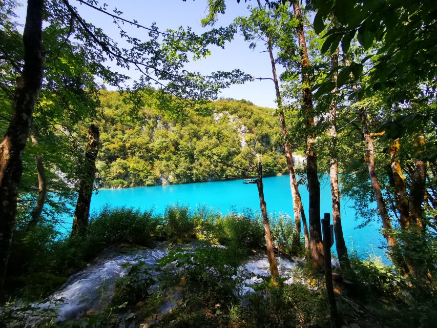 Split: Plitvice Lakes Guided Day Tour with Entry Tickets - Who this Plitvice tour is best for
