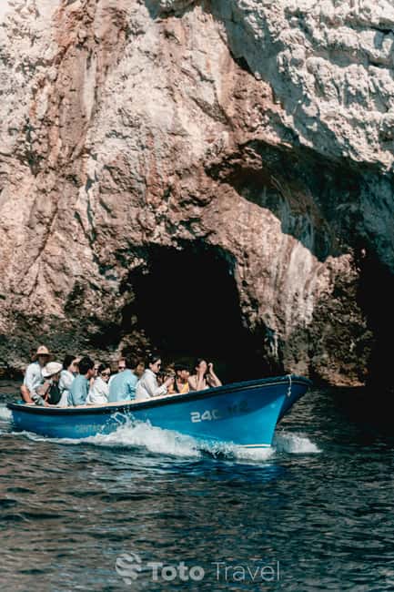 Split/Podstrana: Blue Cave, Hvar & 6 Islands Speedboat Trip - Komiža on Vis for coffee, streets, and Mamma Mia stops