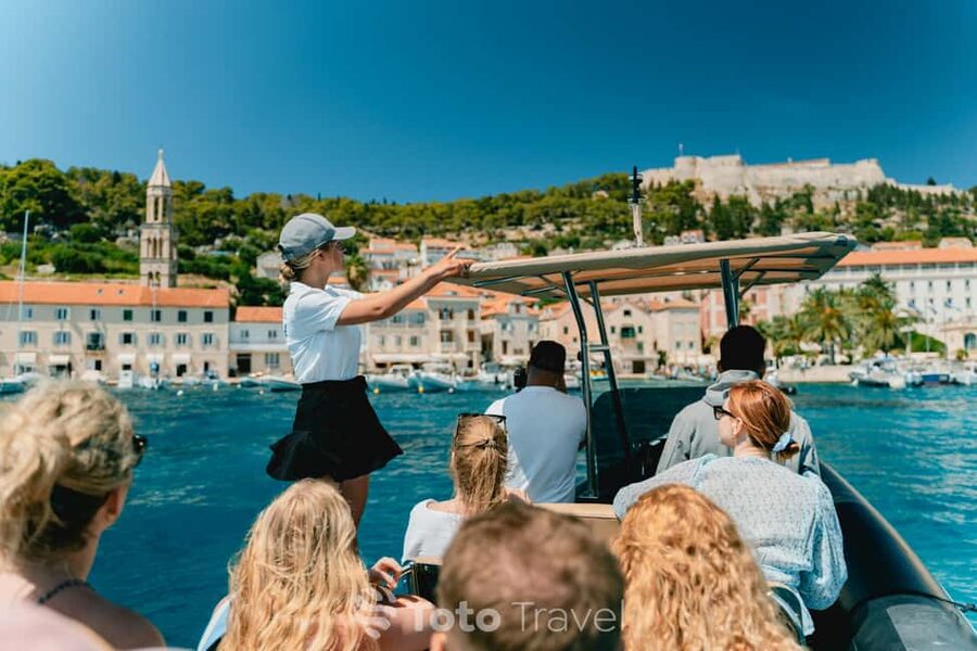 Split/Podstrana: Blue Cave, Hvar & 6 Islands Speedboat Trip - Budikovac Blue Lagoon: snorkel time with an easy landing