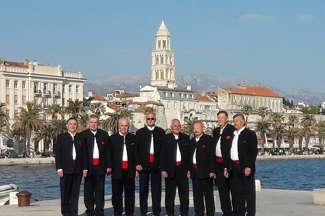 SPLIT-PREMIUM Emperor's Walking Tour for History Lovers + Museum - Your guide and the small-group advantage