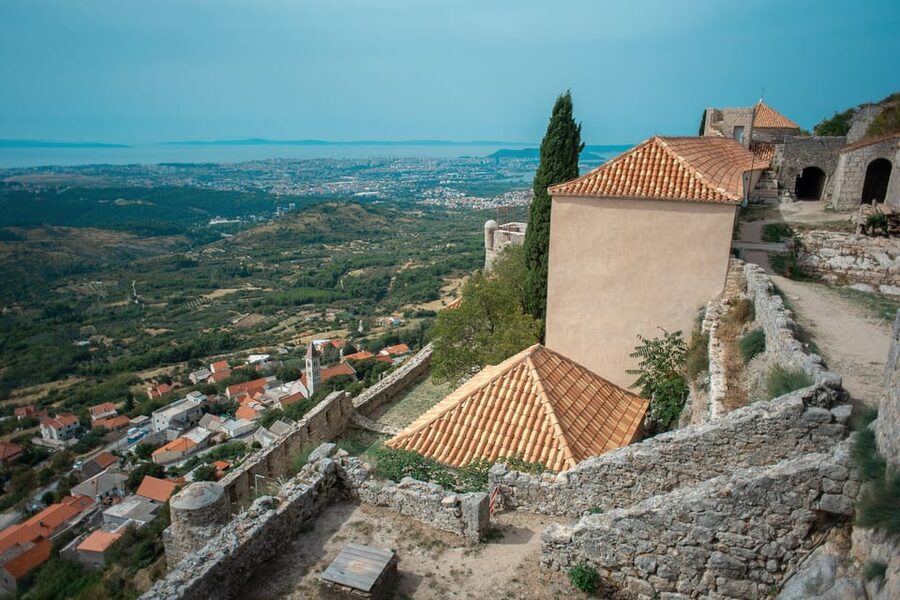 Split: Private tour to Klis Fortress and Vranjača cave - Who This Tour Suits Best, and Who Should Skip It