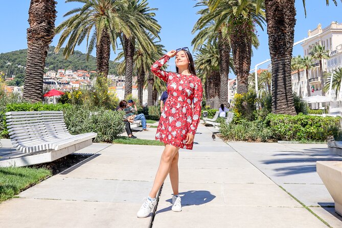 Split Private Tour with Professional Photos - Riva Harbor: smiles, palm trees, and the easy holiday mood