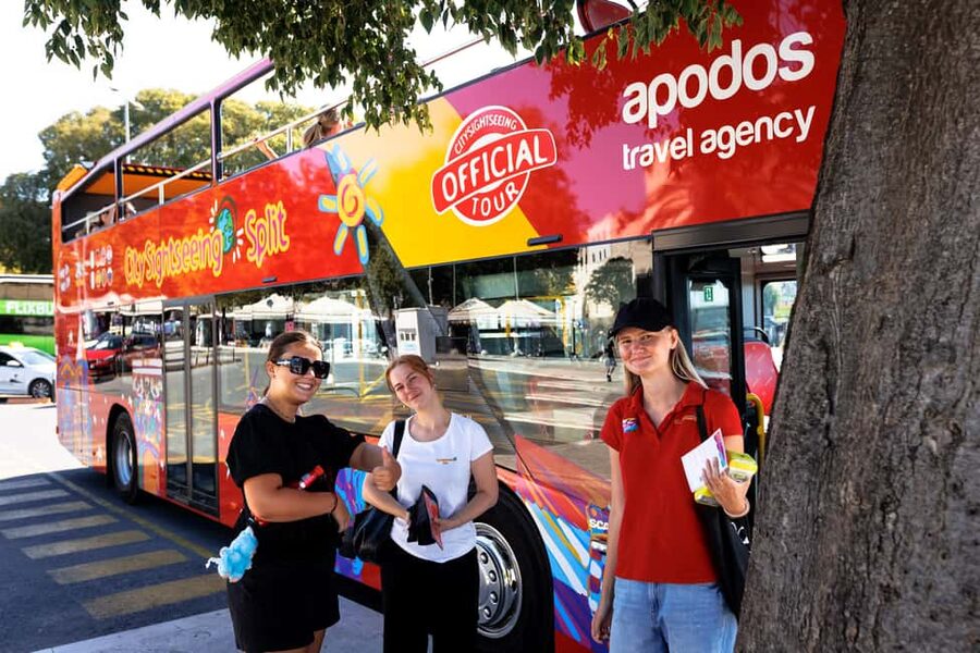 Split: Red Line Panoramic Tour with Sightseeing Bus - The coastal loop: Promenade, Bačvice, and Marjan Hill views