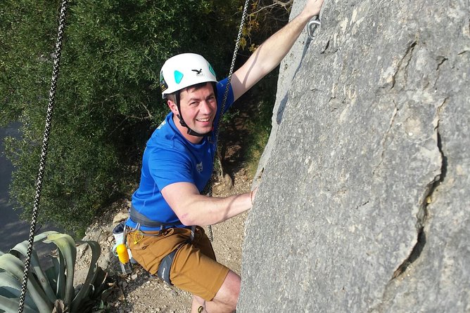 Split Rock Climbing Tour - Instruction that actually helps: how the guides support different climbers