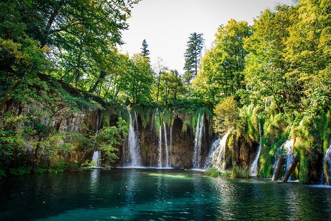 Split to Zagreb Group Transfer with Plitvice Lakes guided tour - Split to Zagreb in One Day, Plitvice Added for Real Value