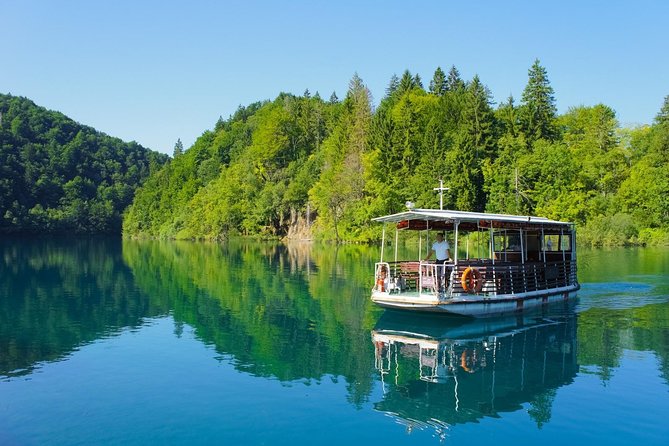 Split to Zagreb Group Transfer with Plitvice Lakes guided tour - Price and What It Really Includes (So You Can Budget)