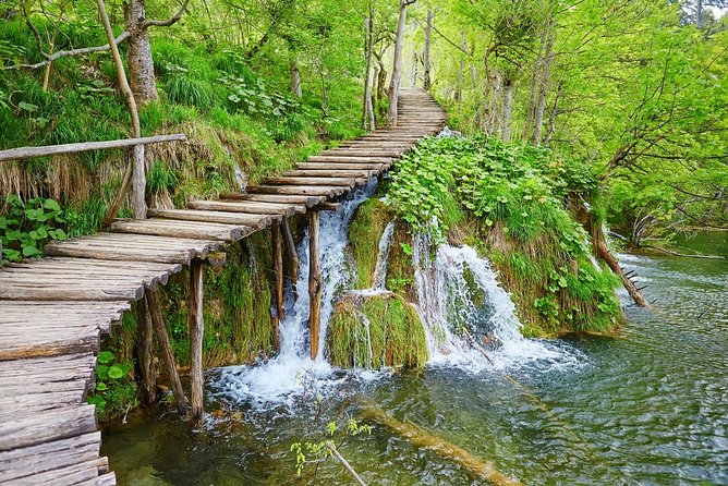 Split to Zagreb Group Transfer with Plitvice Lakes guided tour - Guide Style Can Change Your Day
